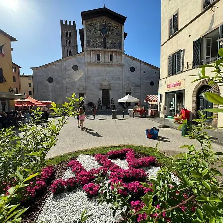 Torre * Lucca